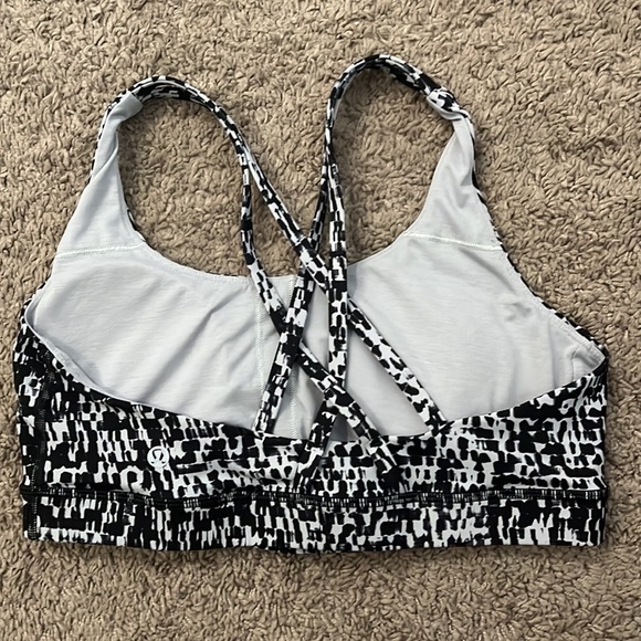 Lululemon Energy Bra *Medium Support, B-D Cups - Picture 2 of 2